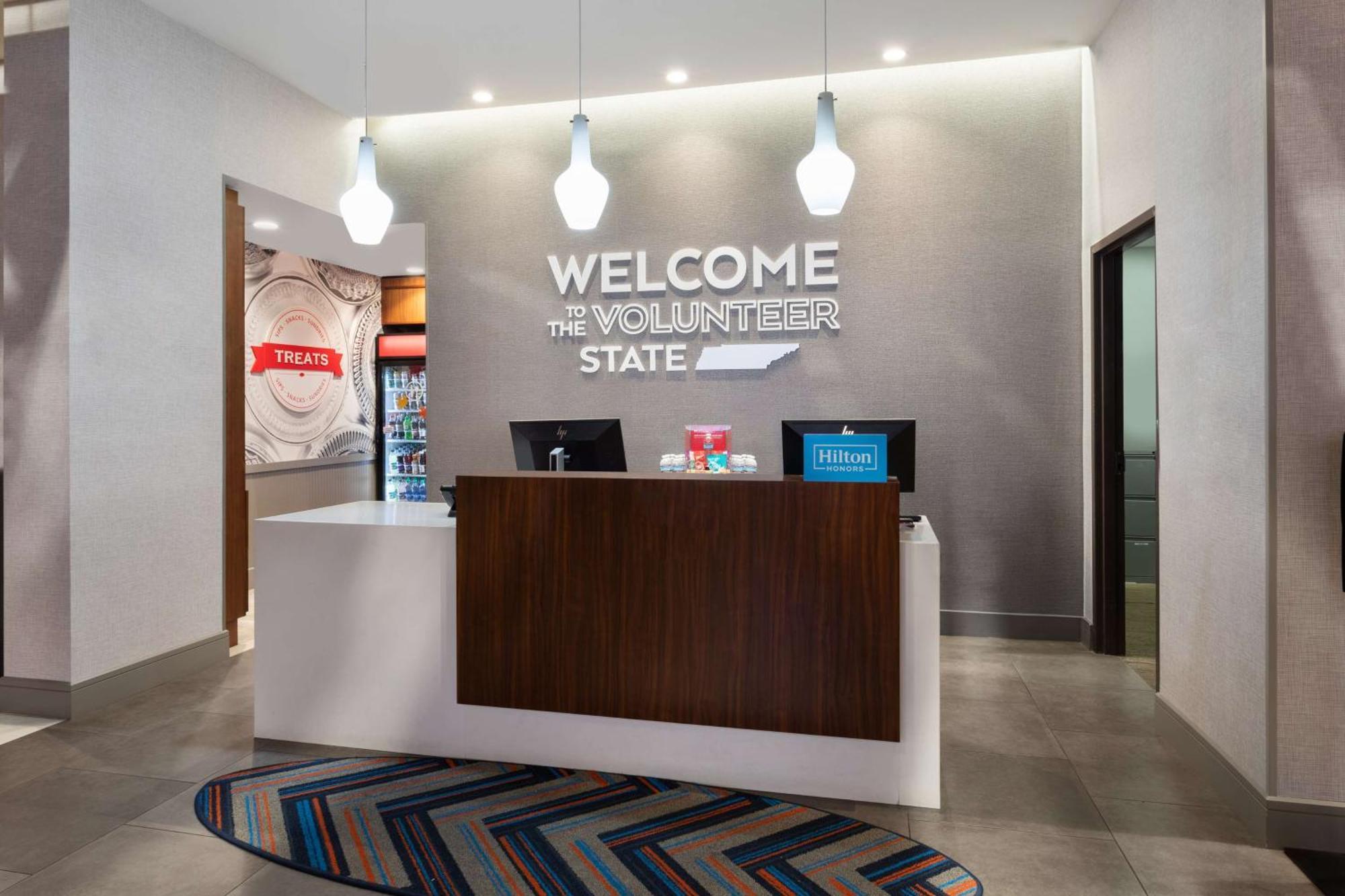 Hampton Inn By Hilton Nashville Airport Century Place Zewnętrze zdjęcie